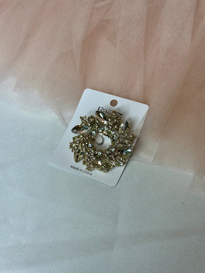 Broches